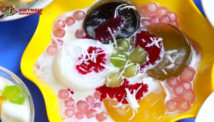 A bowl of cool, fragrant mango sweet soup