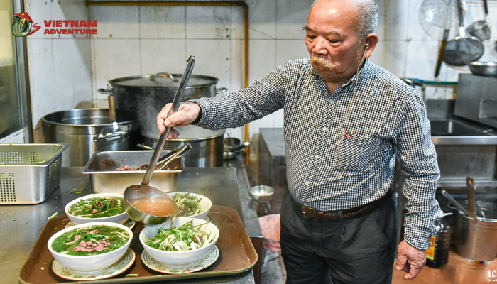 Pho Thin Lo Duc restaurant – a long-standing pho brand