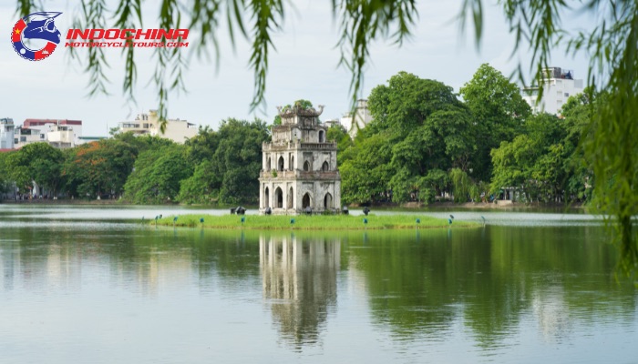 Hoan Kiem Lake