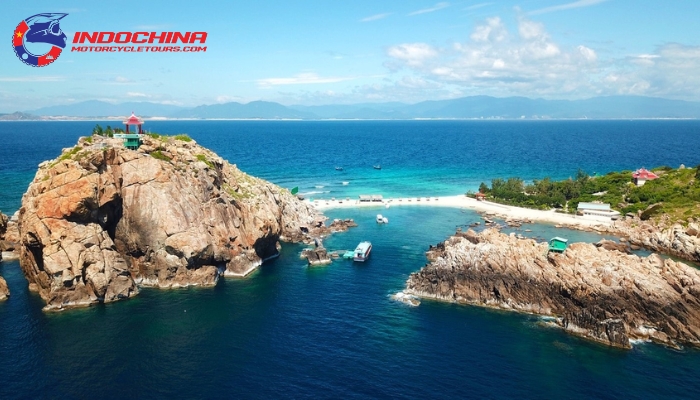 Nha Trang is known as the city with many beautiful islands