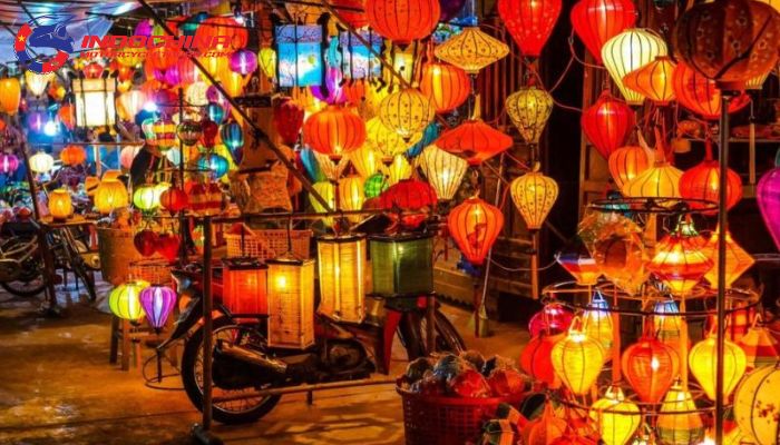 Hoi An Night Market: Experience vibrant nightlife with colorful stalls and local delicacies.