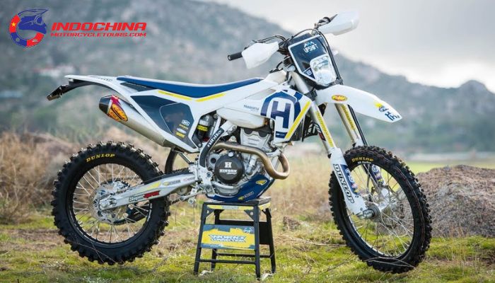 The Husqvarna FE 250 is slightly lighter than the FE 350
