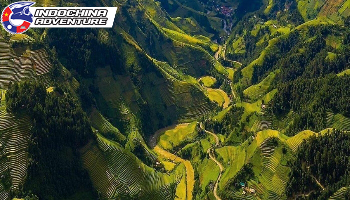 Khau Pha Pass paints an extremely impressive and breathtaking picture