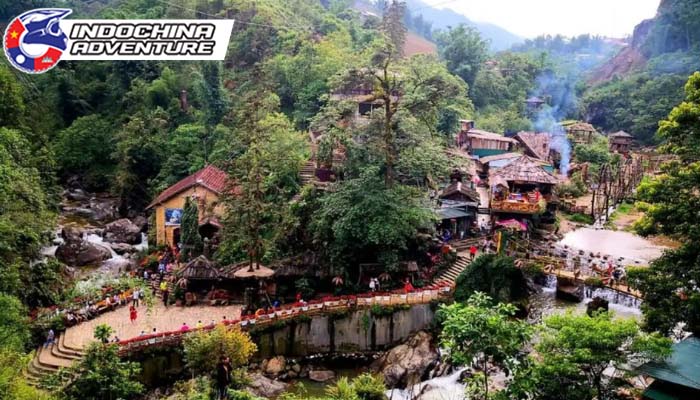 Experience daily life in Cat Cat Village