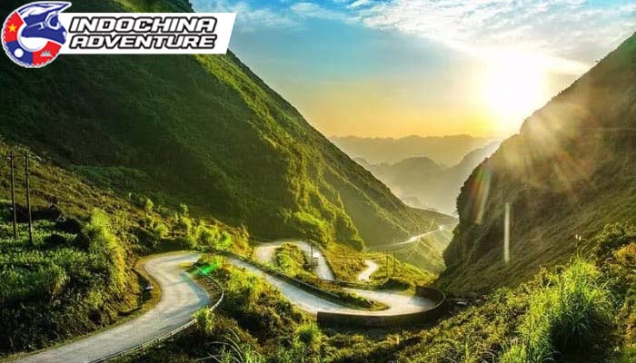 Ma Pi Leng Pass in the evening
