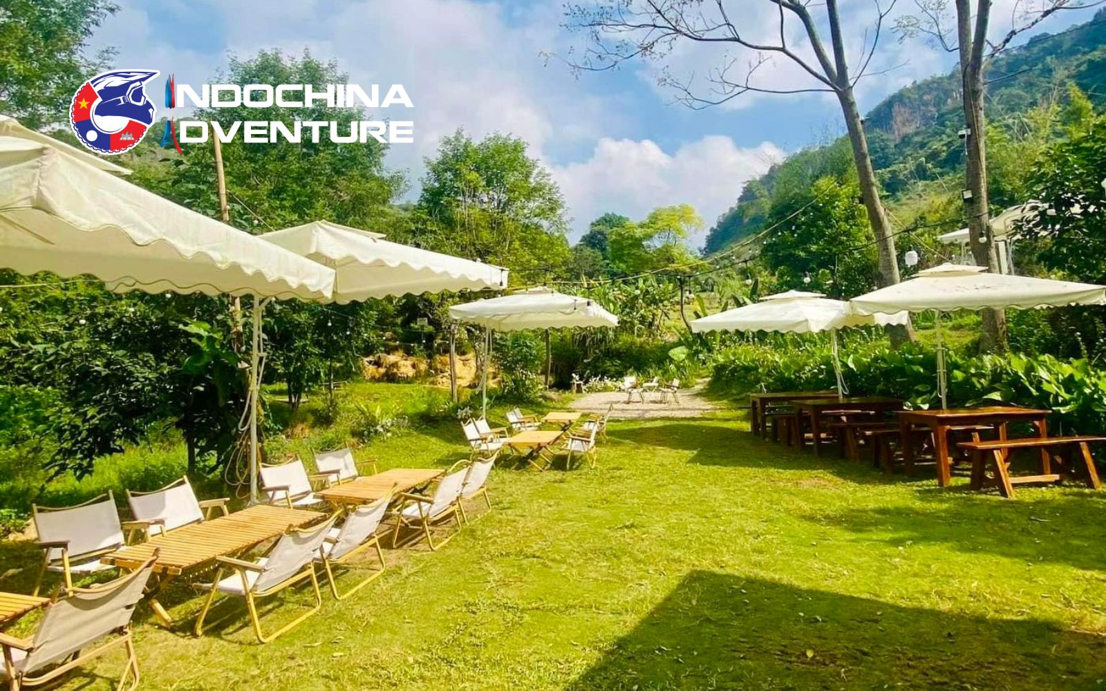 Delicious Breakfast with Stunning Plateau Views