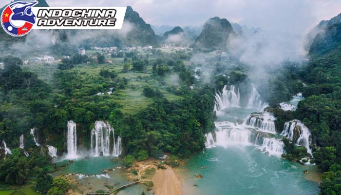 Enjoy the changing seasons at Ban Gioc, from winter’s chill to spring’s bloom.