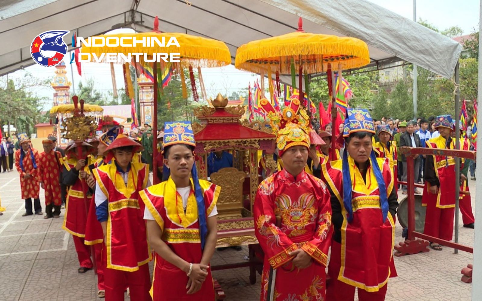 The solemn ceremonial atmosphere of Ky Phuc festival at Cam Gia village communal house