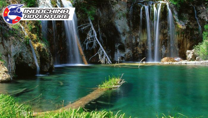 Immerse yourself in the romantic ambiance of this picturesque waterfall