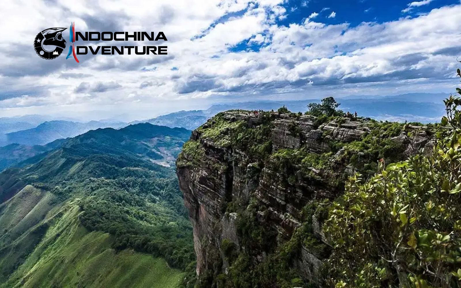 Breathtaking views from the summit of Pha Luong Peak, overlooking Moc Chau's undulating landscape
