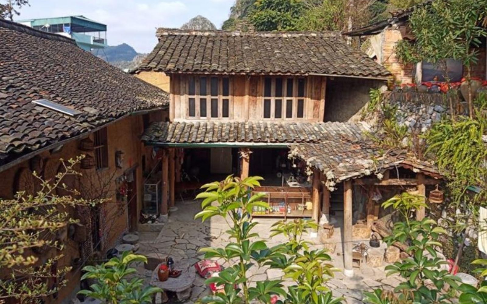 Stay at local homestays to experience the culture and hospitality