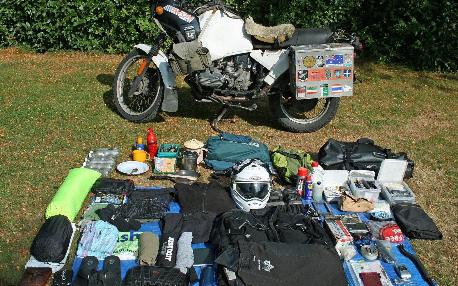 Prepare smartly for your Dong Van motorbike trip