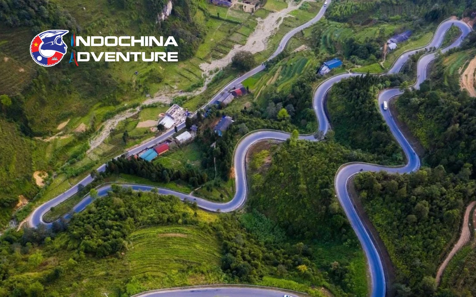 Ride through Ma Phuc Pass