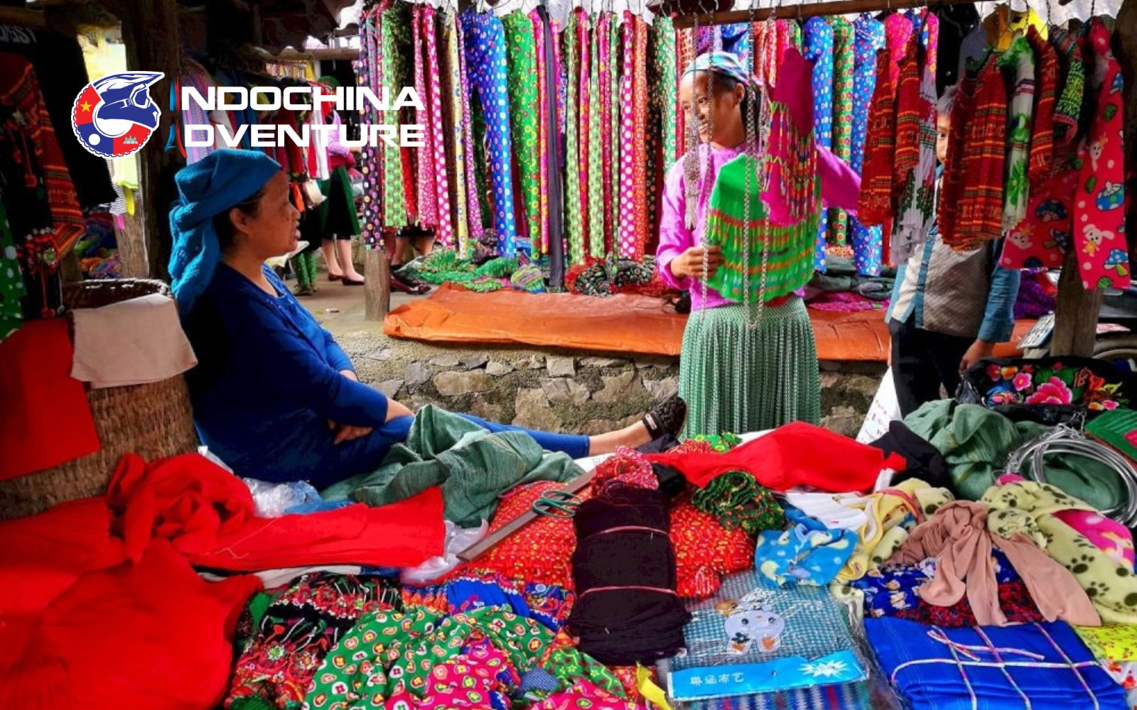 Experience authentic ethnic life at Meo Vac market and surrounding town Experience authentic ethnic life at Meo Vac market and surrounding town