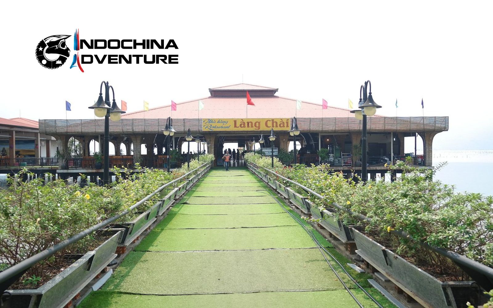 Fresh seafood and local flavors, a highlight for seafood lovers Fresh seafood and local flavors, perfect for Hai Van Pass dining guide