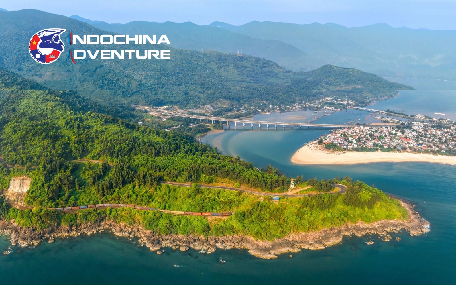 Lang Co Bay, a highlight among natural wonders of Hai Van Pass