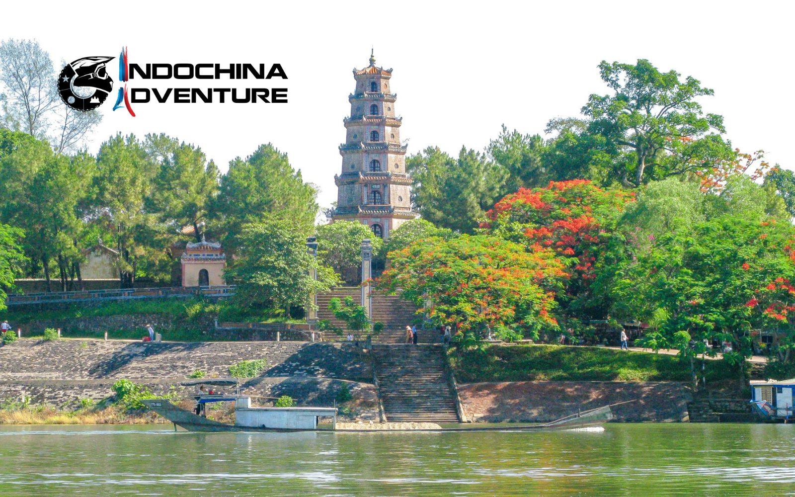 Discover the beauty of Thien Mu Pagoda on a Hue motorbike tour