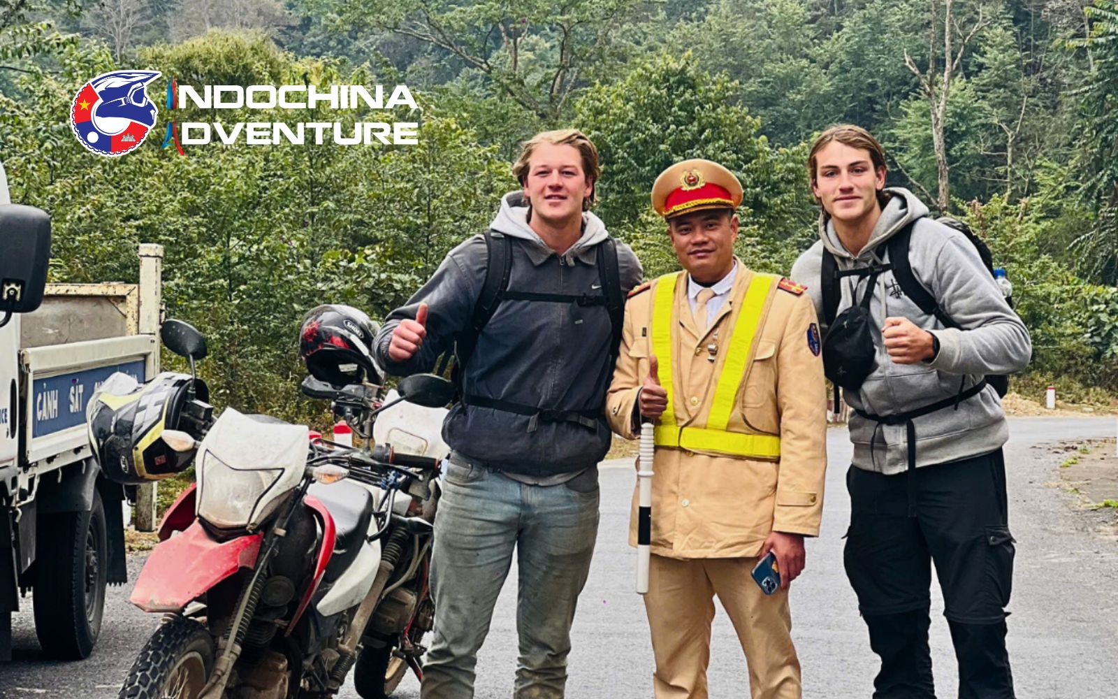 Police checkpoint near Quan Ba Heaven Gate