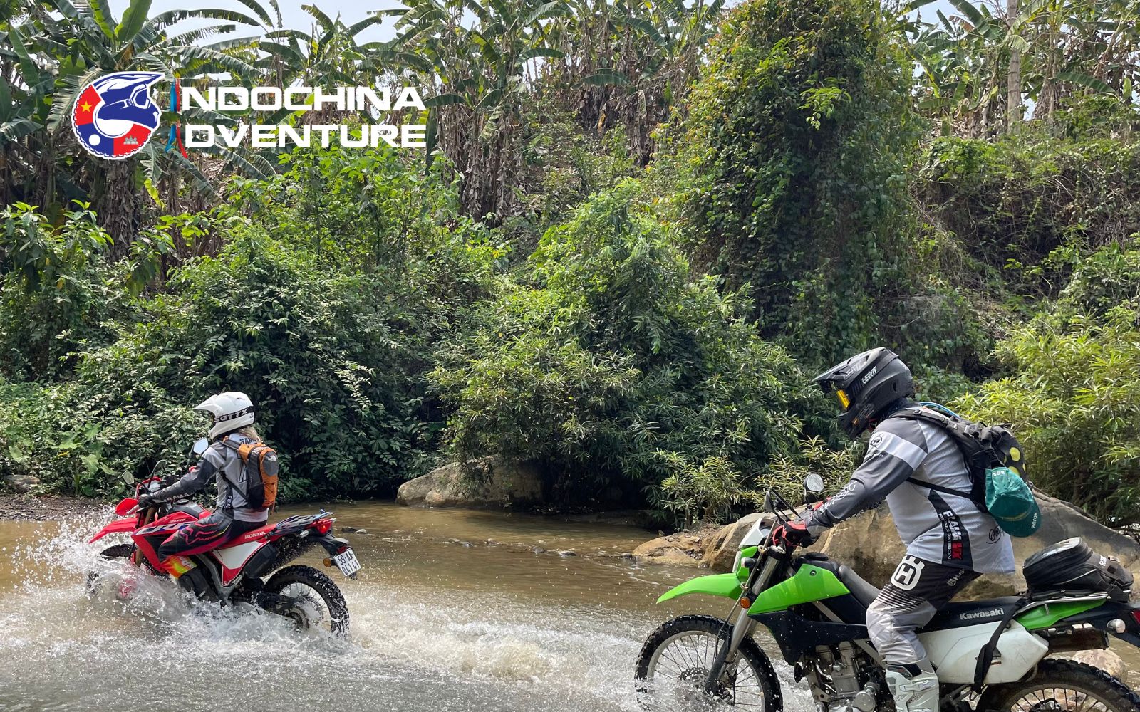 Your motorbike trip in Laos should be to Vang Vieng, where breathtaking landscapes, limestone mountains, and rivers await