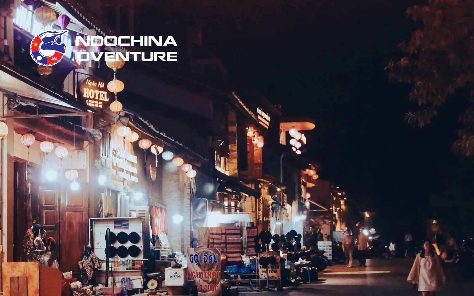 Friendly locals ensure a safe environment for exploring Dong Van night life Friendly locals ensure a safe environment for exploring Dong Van night life