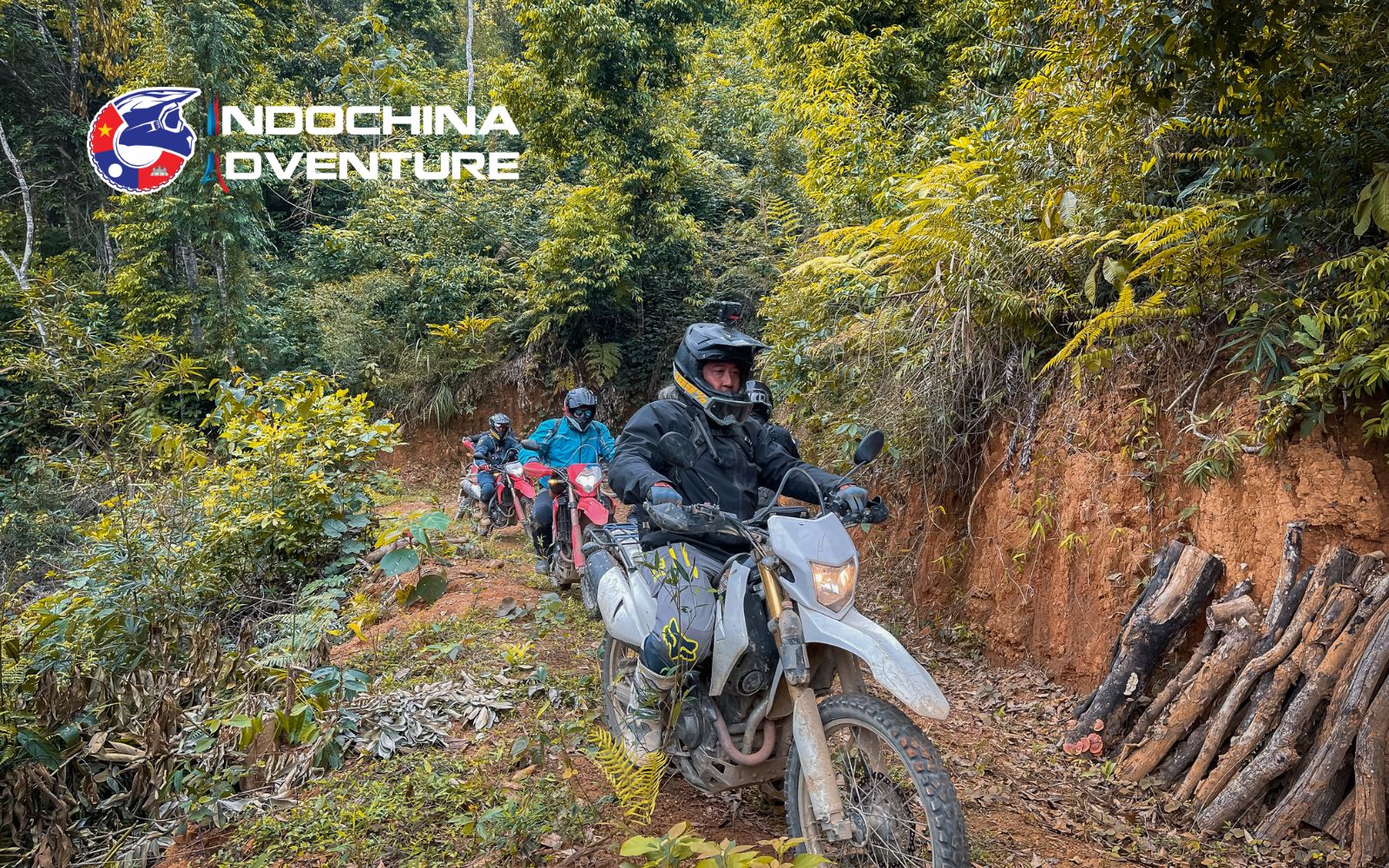 Ride a 4-day Ban Gioc Waterfall motor tour from Hanoi through Mau Son, Cao Bang, Ban Gioc, and Ba Be