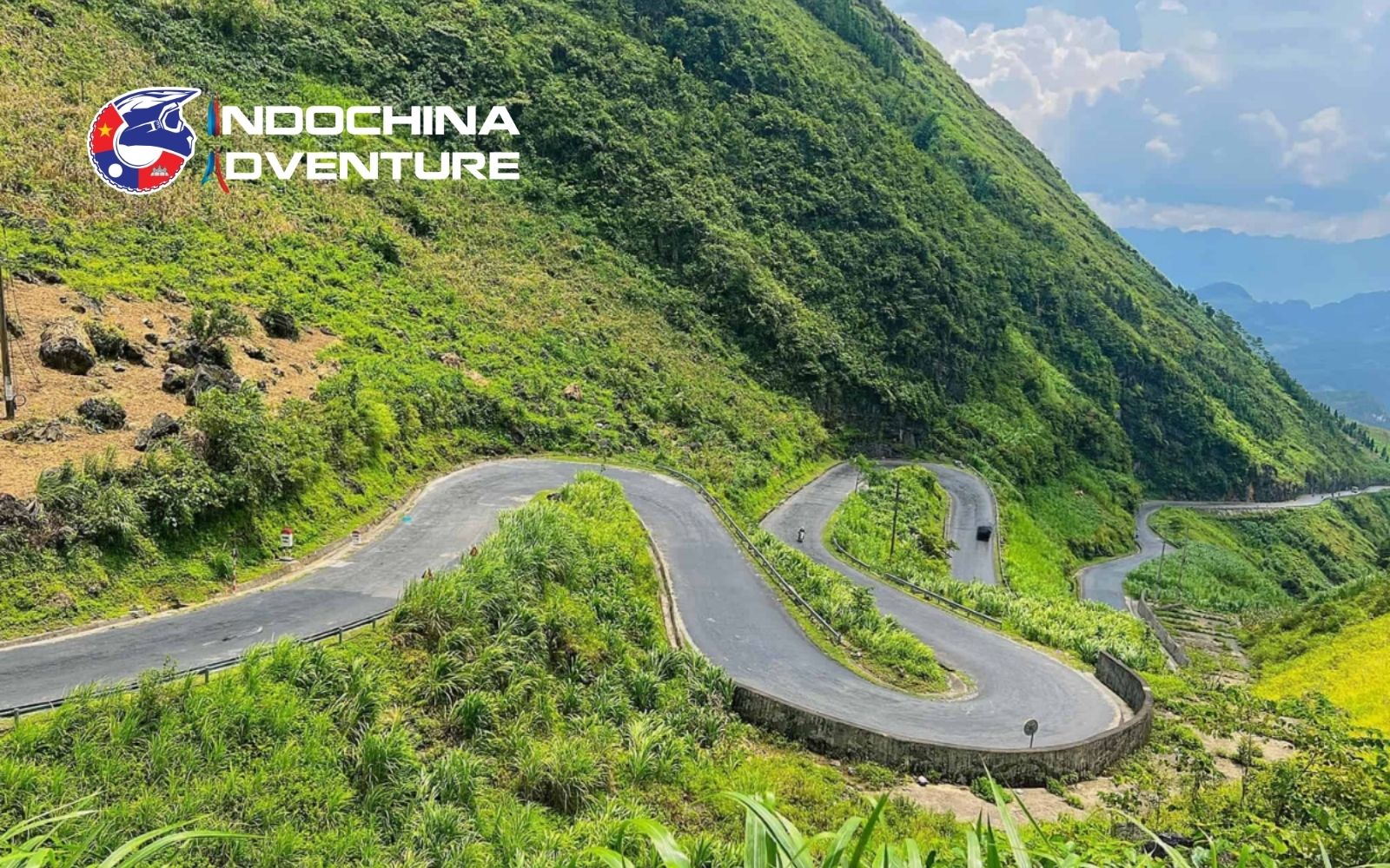 The Ha Giang Loop in June weather reveals stunning views of deep limestone canyons The Ha Giang Loop in June weather reveals stunning views of deep limestone canyons